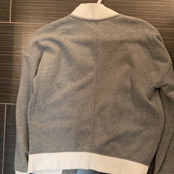 Under armour bomber jacket - Picture 3 of 3